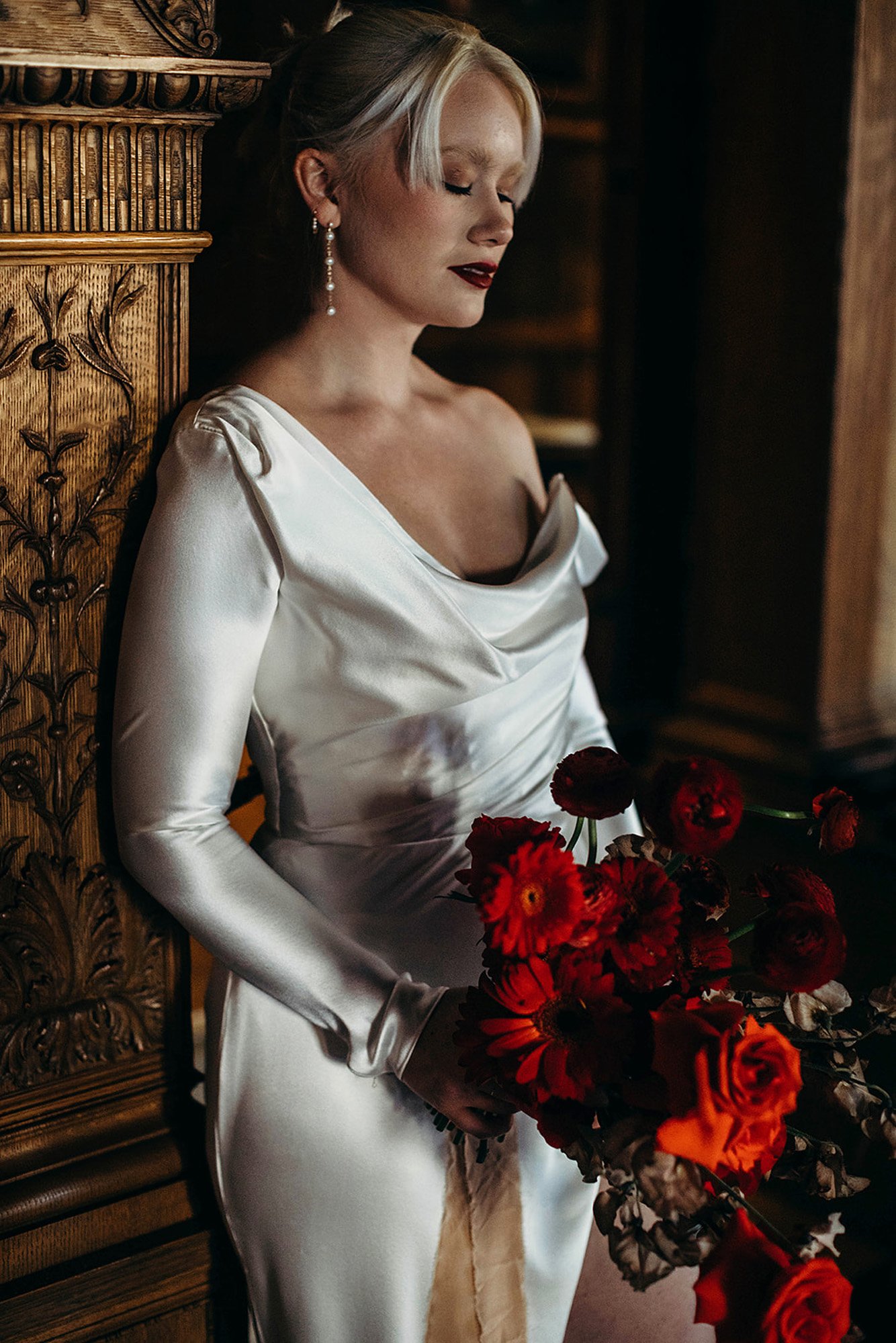 monique-lhuillier-and-katherine-tash-wedding-dresses-at-the-van-dusen-mansion-annabe-minnesota_25.jpg