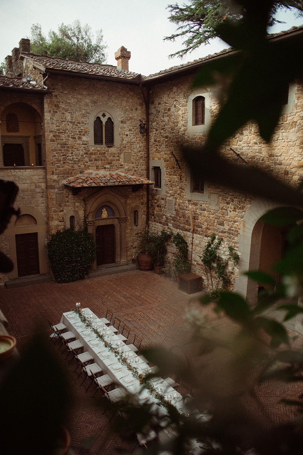 Castello-Il-Palagio-Tuscany-Wedding-in-Ines-Di-Santo-Chiara-17.jpg