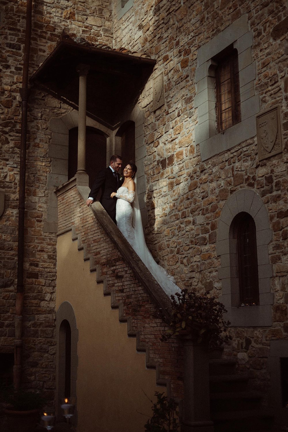 Castello-Il-Palagio-Tuscany-Wedding-in-Ines-Di-Santo-Chiara-19.jpg