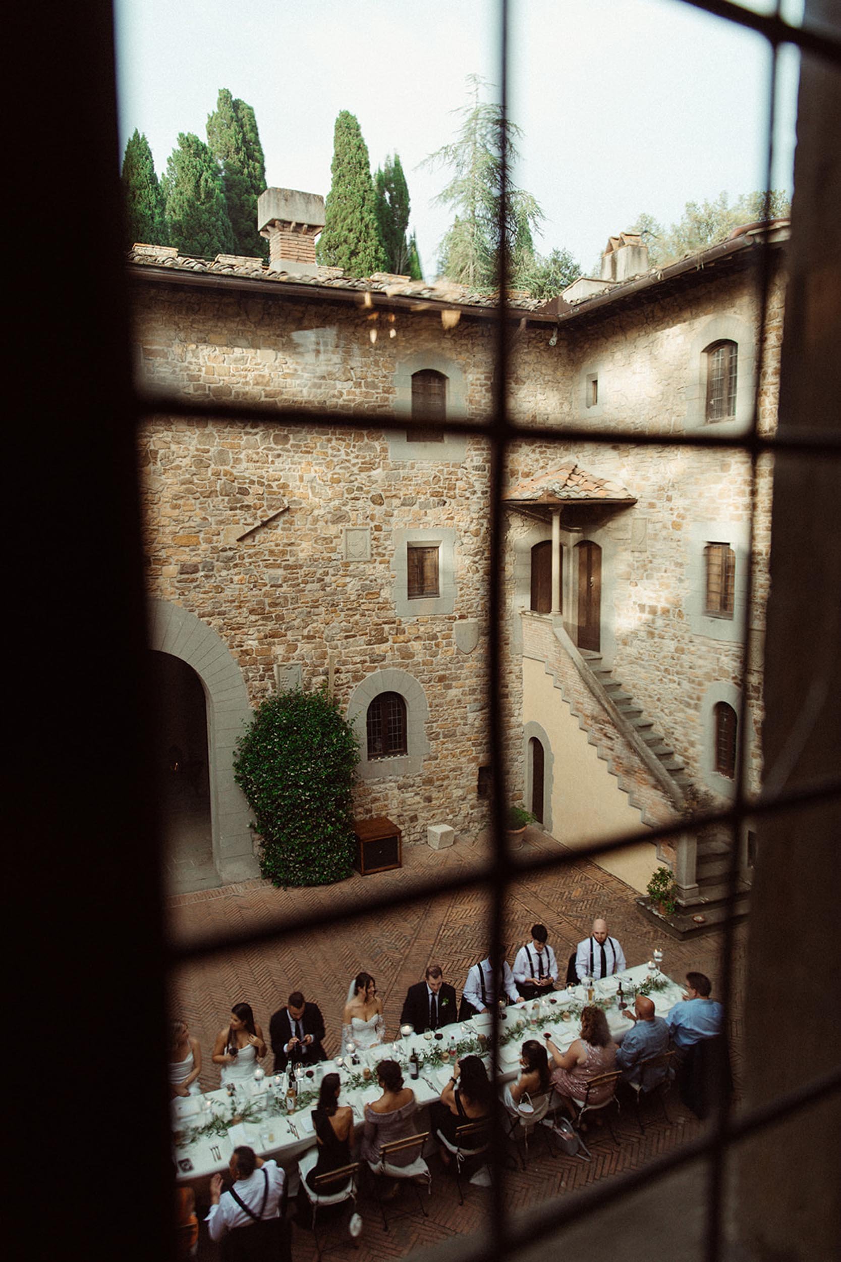 Castello-Il-Palagio-Tuscany-Wedding-in-Ines-Di-Santo-Chiara-24.jpg
