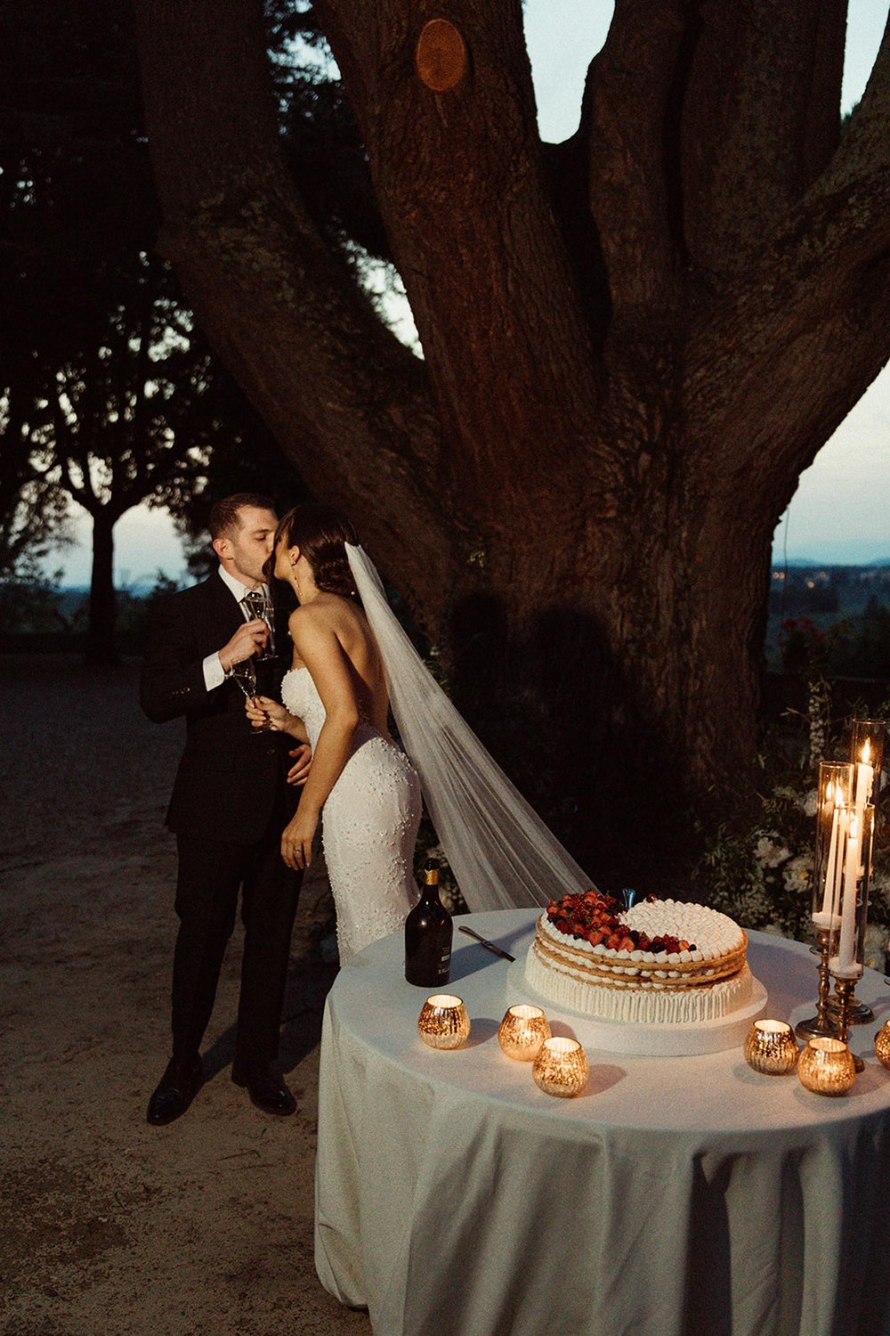 Castello-Il-Palagio-Tuscany-Wedding-in-Ines-Di-Santo-Chiara-37.jpg