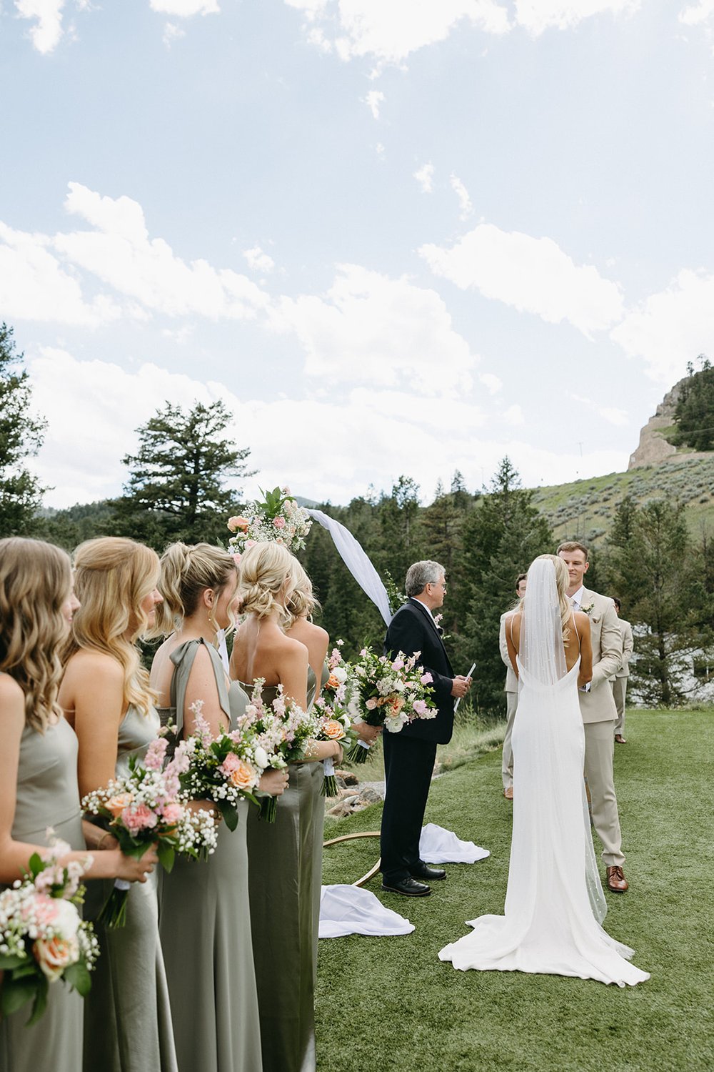 Colorado-Mountain-Wedding-in-Alexandra-Grecco-Lotus-Dress-12.jpg
