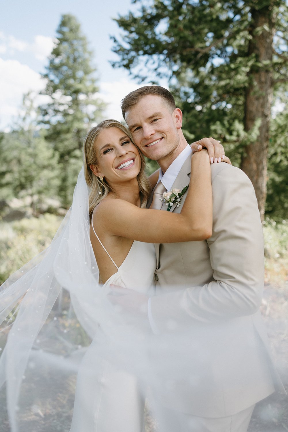Colorado-Mountain-Wedding-in-Alexandra-Grecco-Lotus-Dress-22.jpg