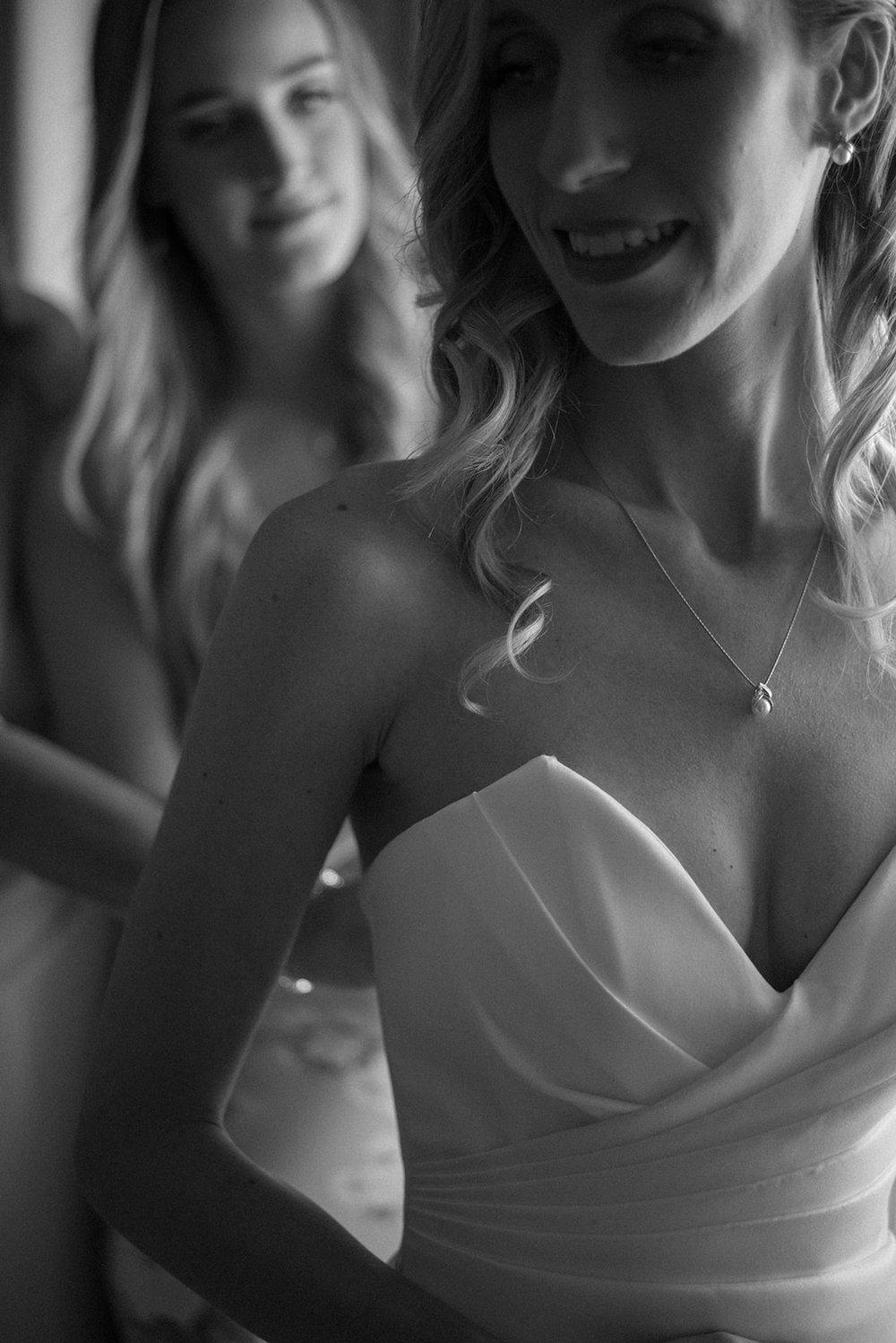 Eva-Lendel-Lika-Wedding-Dress-Catalina-Island-Wedding-03.jpg