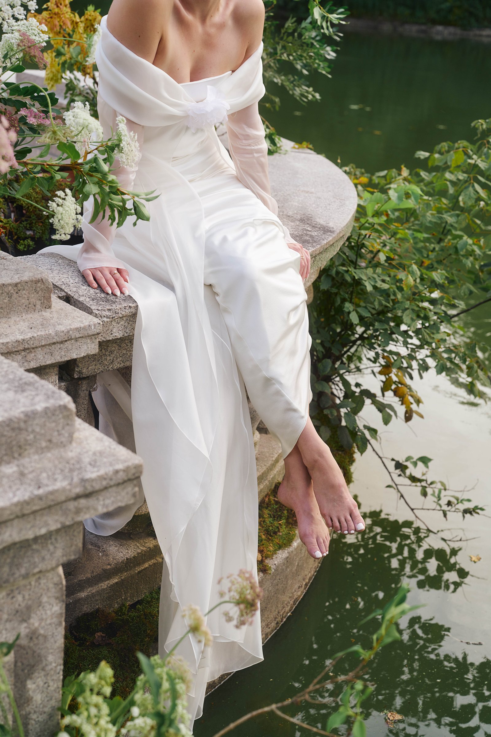 birdie-collection-alexandra-grecco-wedding-dress-4.jpg