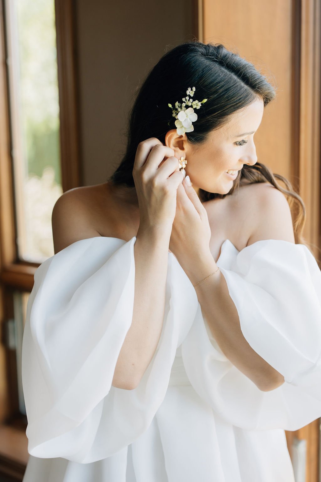 Eva-Lendel-Samanta-Bridal-Gown-Minnesota-Garden-Wedding-17.jpg