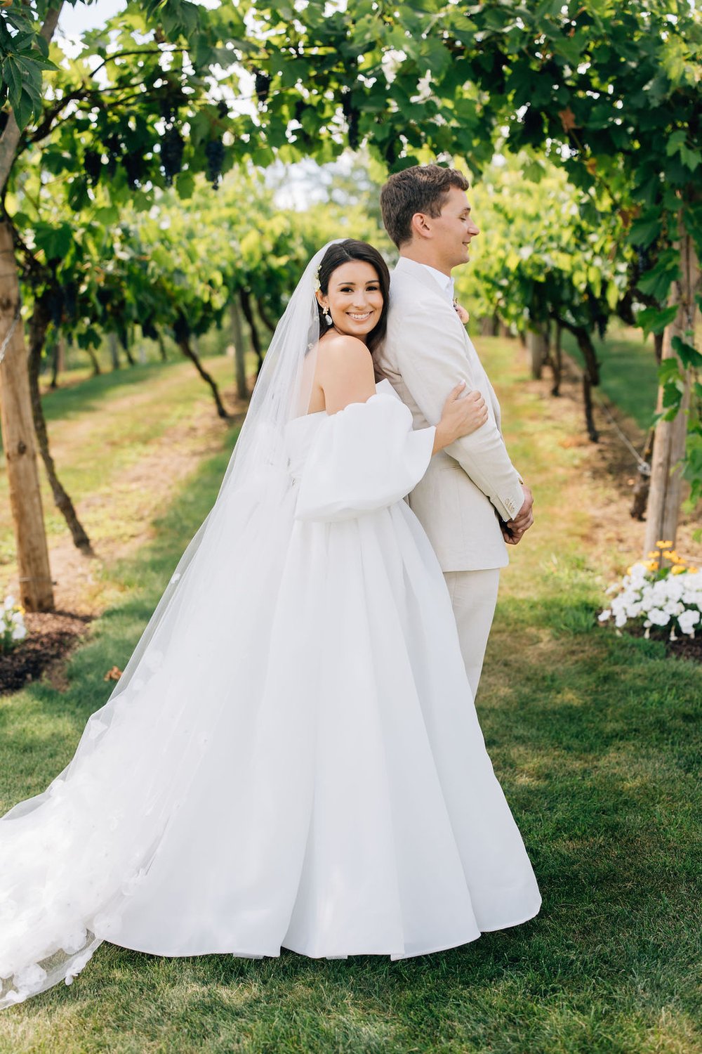 Eva-Lendel-Samanta-Bridal-Gown-Minnesota-Garden-Wedding-18.jpg