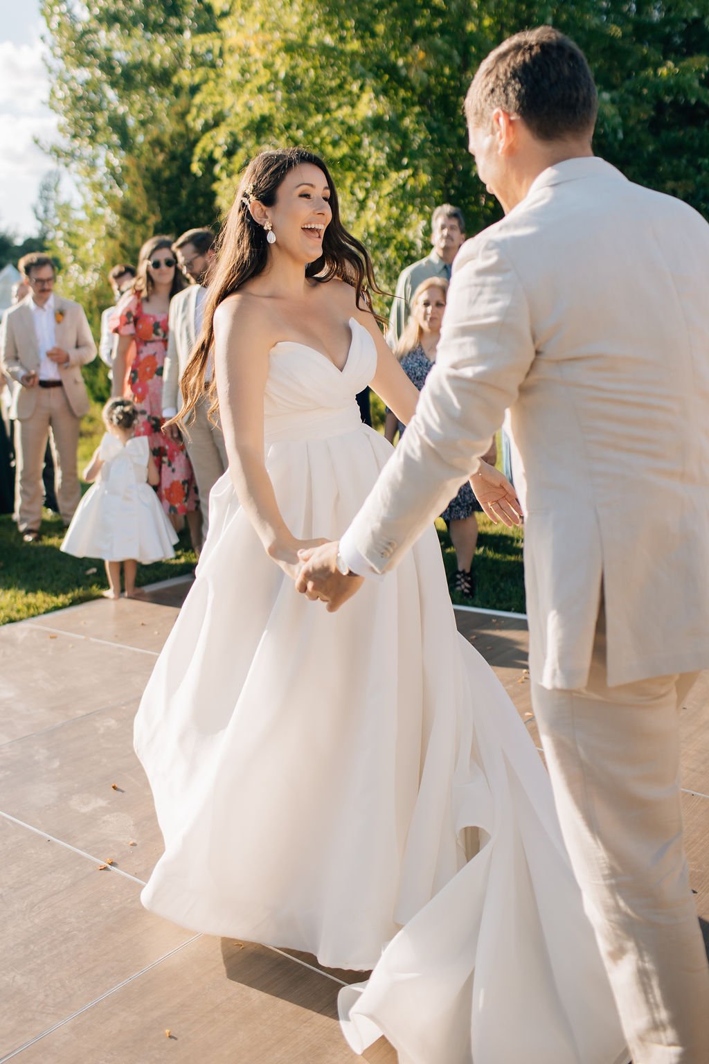 Eva-Lendel-Samanta-Bridal-Gown-Minnesota-Garden-Wedding-31.jpg