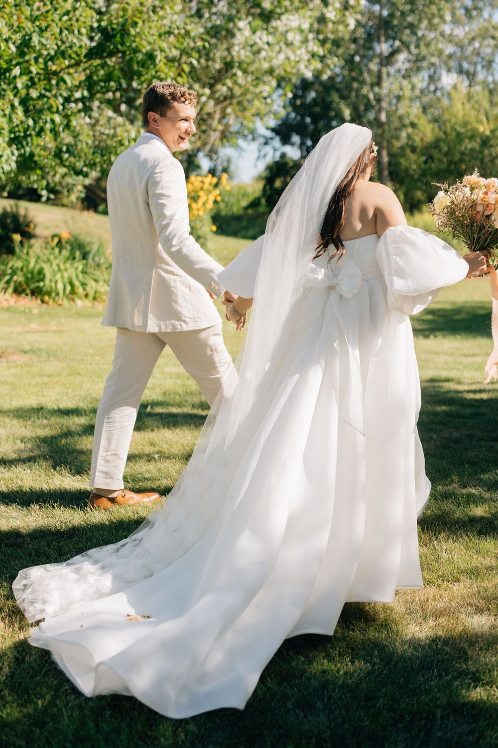 Eva-Lendel-Samanta-Bridal-Gown-Minnesota-Garden-Wedding-35.jpg
