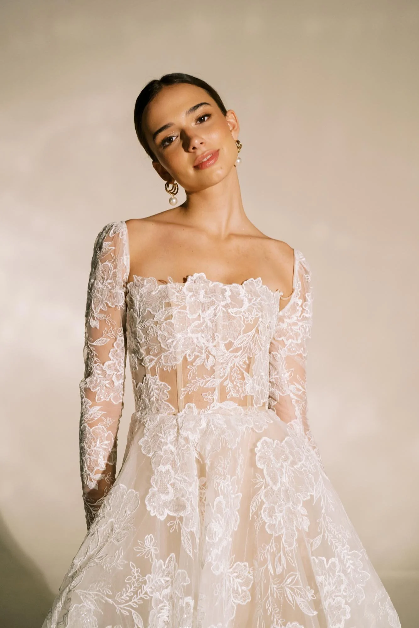 Willow-Wedding-Dress-Guardiola-03.jpg