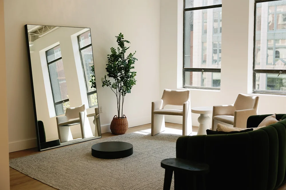 Boston, MA Bridal Shop Near Meanna b bridal boutique
