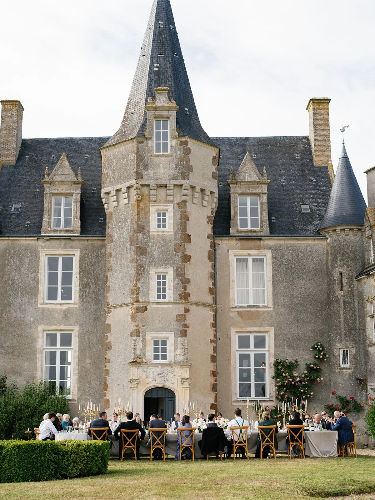 Elegant-French-Château-Wedding-in-Katherine-Tash-17.jpg