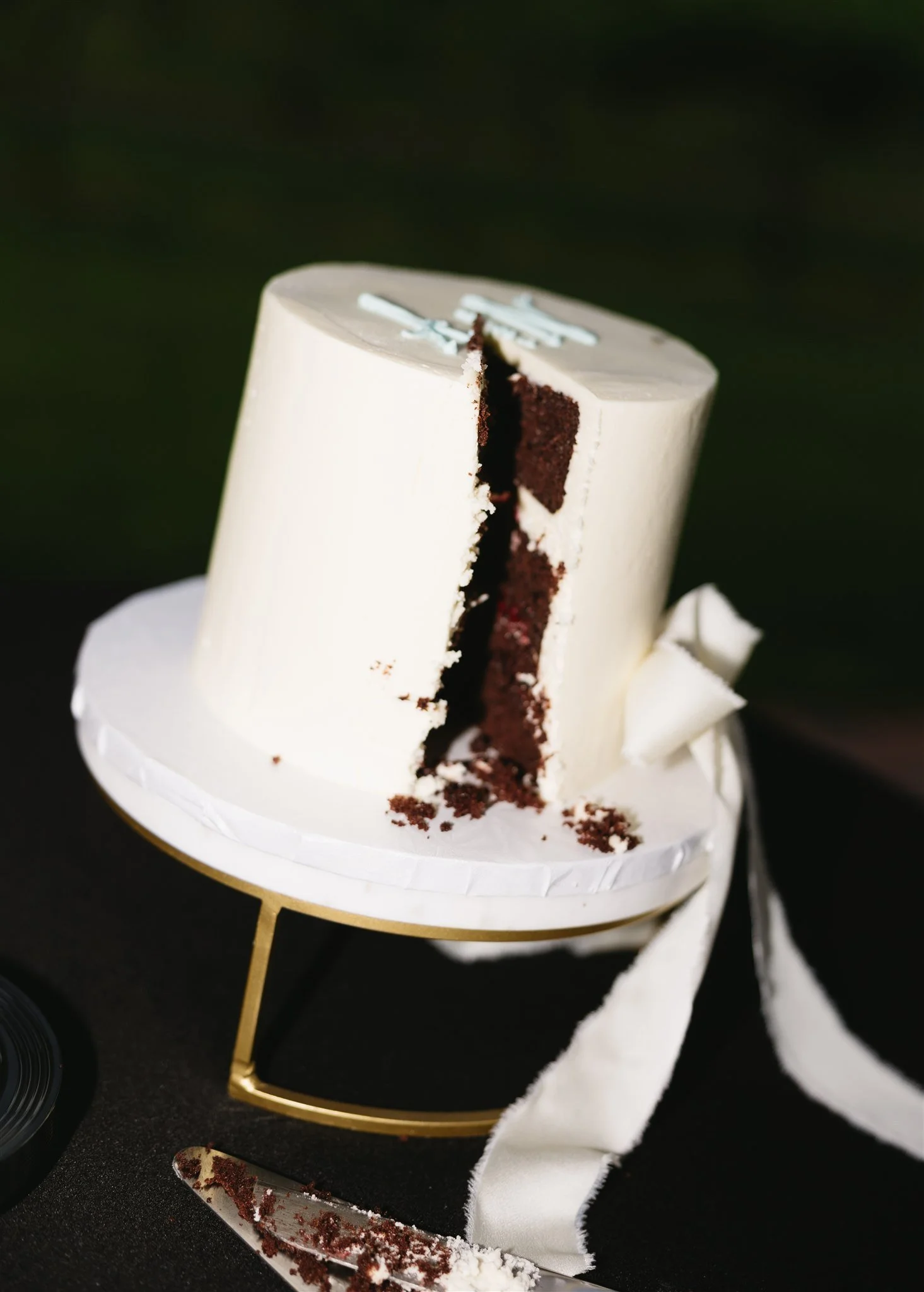 Minnesota-Vineyard-Wedding-in-Katherine-Tash-15.jpg