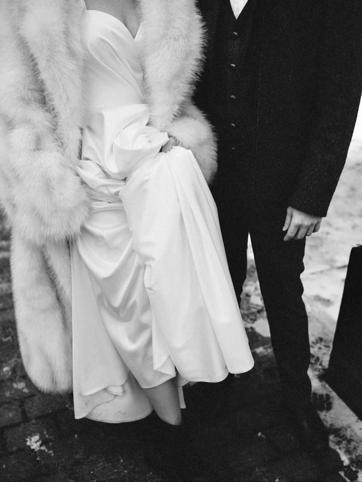 mood lighting + romantic touches make the perfect combination for a dreamy winter wedding. 🦢

save this post for your winter wedding vision board and book an appointment with us to find your dream dress. 🖤

wedding, wedding aesthetic, wedding visio