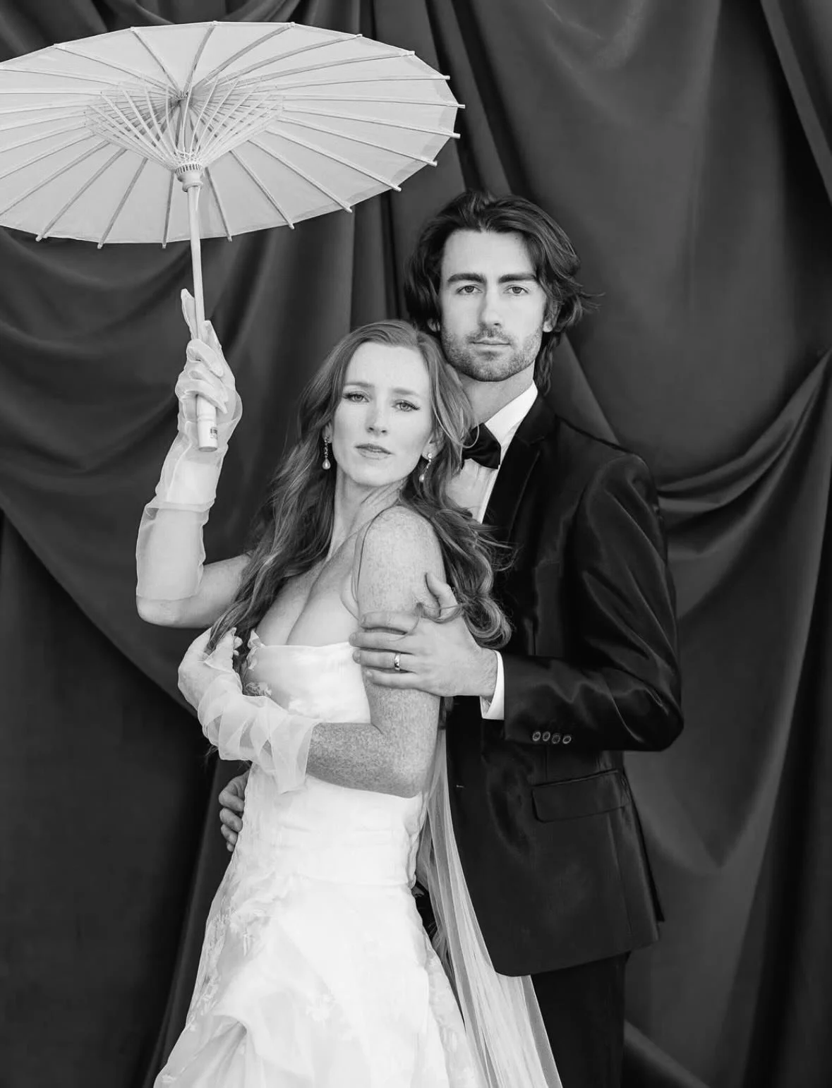 this just in: red is having a moment in the bridal world. ✨

photo @natali__photographer 
baker @alyce.in.flourland
car @1969_white_corvette
content creator @foreverafterinstantly
drapery @littlemadevents
dress @annabebridalboutique @katherinetash 
f