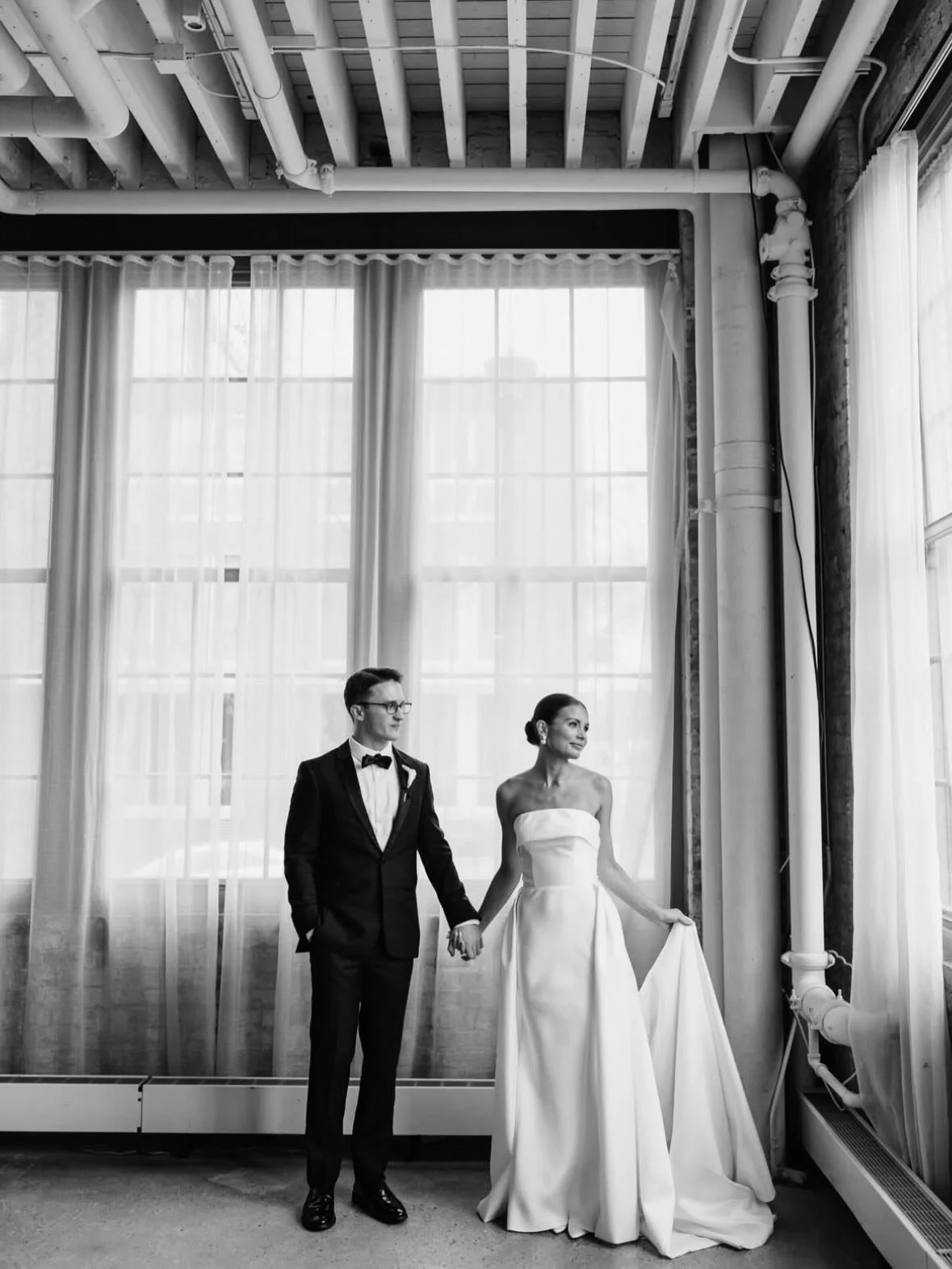 congratulations to anna b&eacute; bride taylor 🥂

photo @abigailannphoto 
content/video @candidandkate @kelseylswing
florals @ashleyskeieevents 
venue @machineshopmpls
hair/makeup @ladyvampartistry @nicholeblackforest @kpeddycoart_hair
dress @annabe