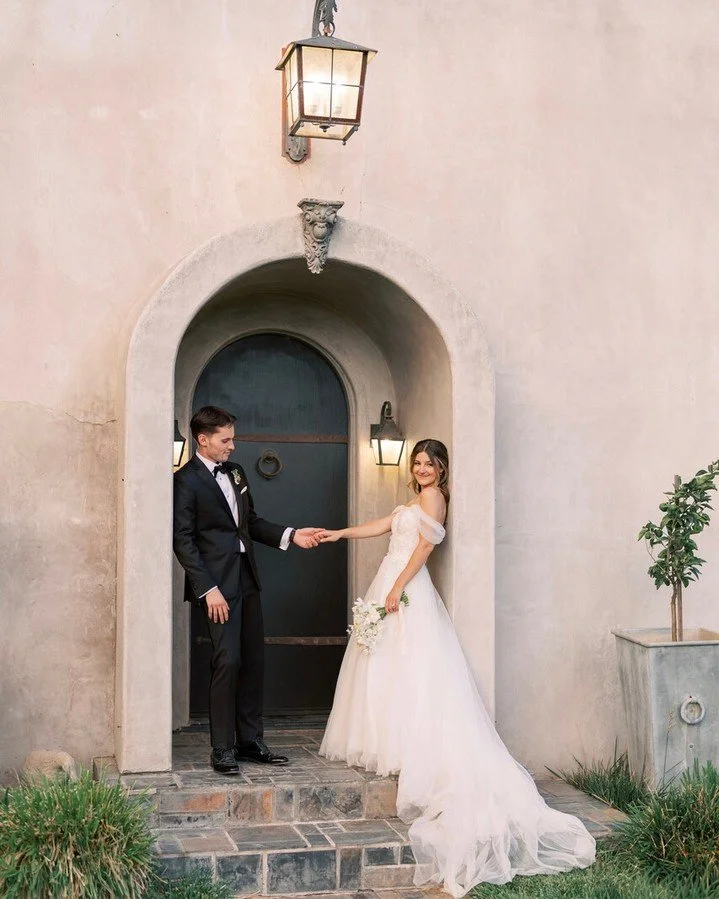 a&amp;b&eacute; real bride jenna &amp; zach with the dreamiest day in @alenaleenabridal 🤍 this bridgerton coded day feels like a netflix movie we will never stop watching 😍

dress | clivia by @alenaleenabridal via @aandbebridalshop #sacramento

pho