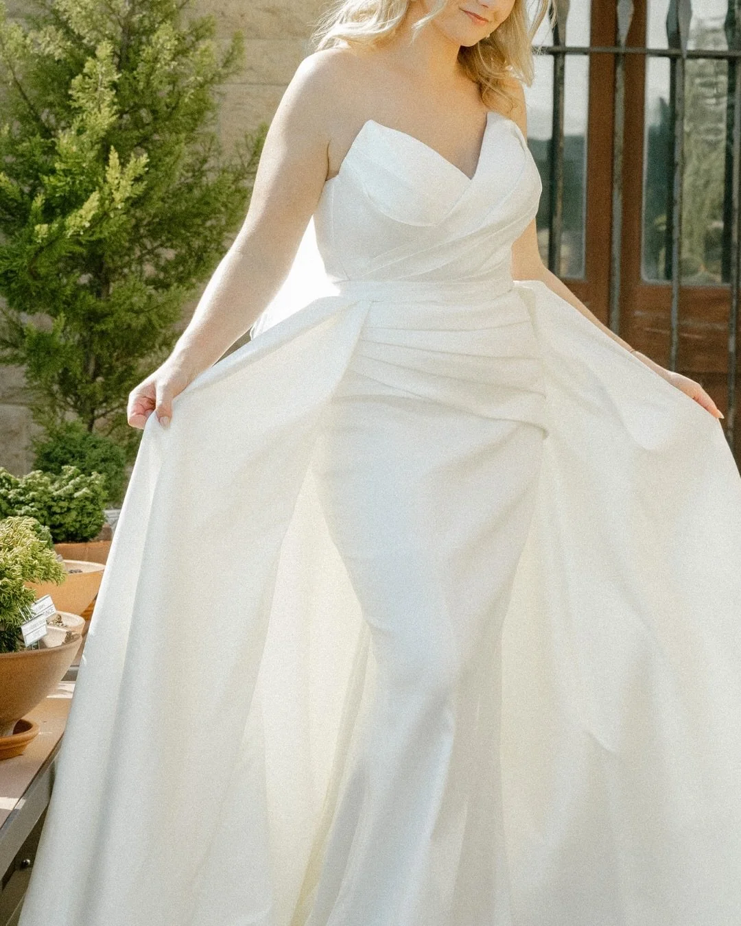 celebrating this special day between &amp;AB real bride emily &amp; CJ, featuring @evalendel , beautiful florals &amp; an iconic charcuterie toast 🤍✨

dress | &lsquo;lika&rsquo; by @evalendel via &amp;AB #minneapolis
photos | @sarascanio
venue | @th