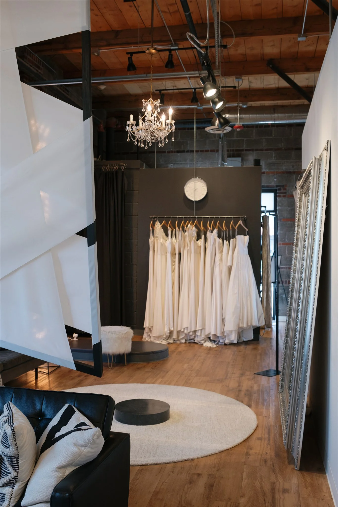 anna-be-denver-colorado-bridal-shop-alicia-rinka-25.jpg