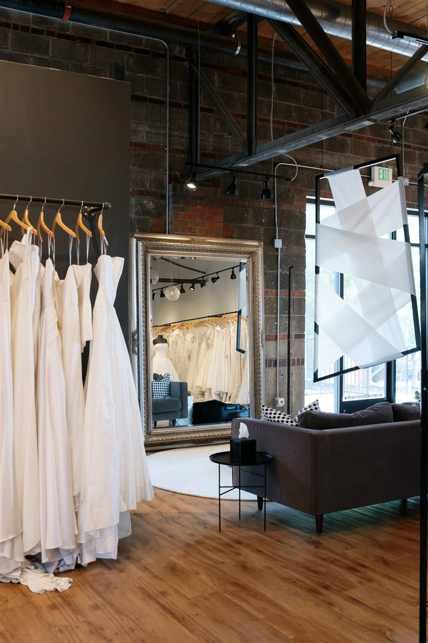 anna-be-denver-colorado-bridal-shop-alicia-rinka-16.jpg