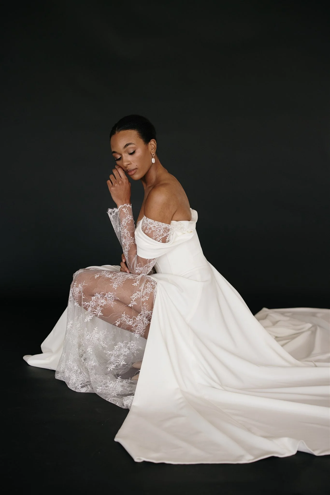 Eva Lendel 2024 ウェディングドレス サイズ 9 Eva Lendel 2024 ウェディングドレス サイズ 9 今値下げ中 Wedding