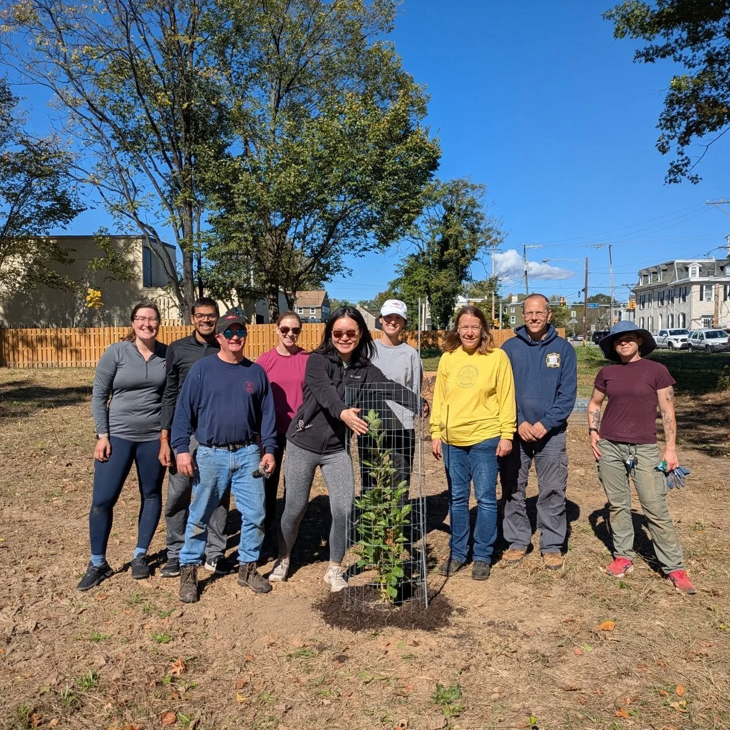 What a perfect day to plant trees!! Thank you to the wonderful group of volunteers from Dow that helped us plant 50 native trees and shrubs along the Schuylkill Canal in Mont Clare this morning! Interested in joining us for an upcoming tree planting?