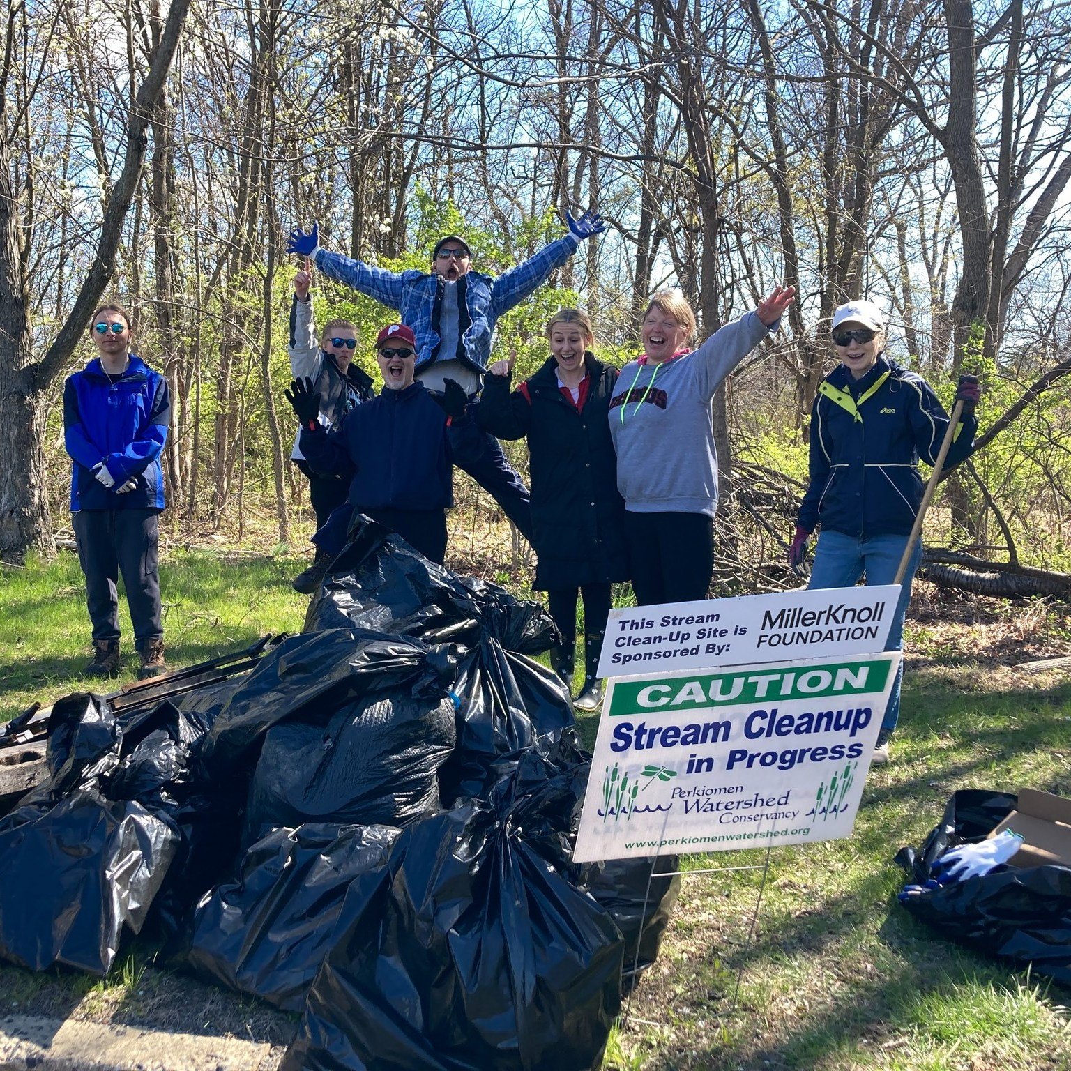 WE DID IT🎉
This weekend a record-breaking 2,052 volunteers participated in the Perkiomen Stream Clean-up - and the impact was HUGE!

Together, we removed: 
1,512 bags of trash
180 tires 
10,000 lbs. of scrap metal

And now we're left wondering...doe