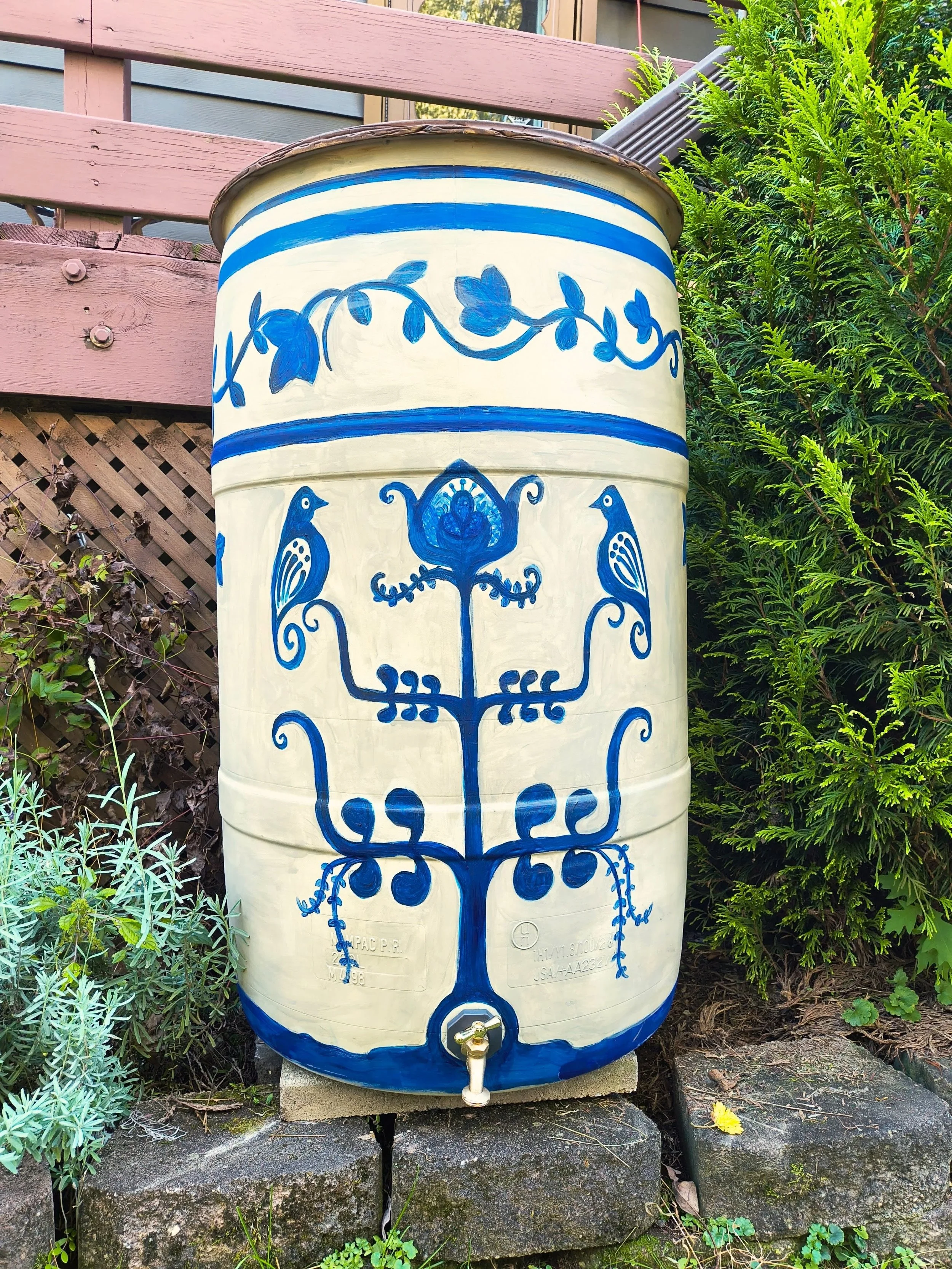 Thank you to everyone that participated in our first ever Rain Barrel Art Contest! Help us award a Fan Favorite out of our beautiful submissions! Fill out the Google form linked here or use the QR code to choose your favorite! https://docs.google.com