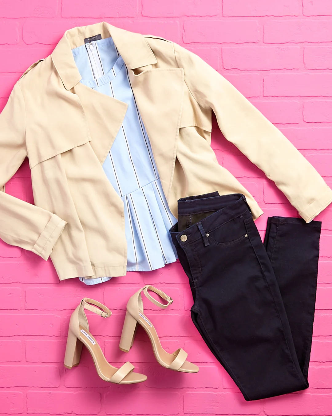 WK23_JULYwk01_YC_OOTD_V1_I.jpg