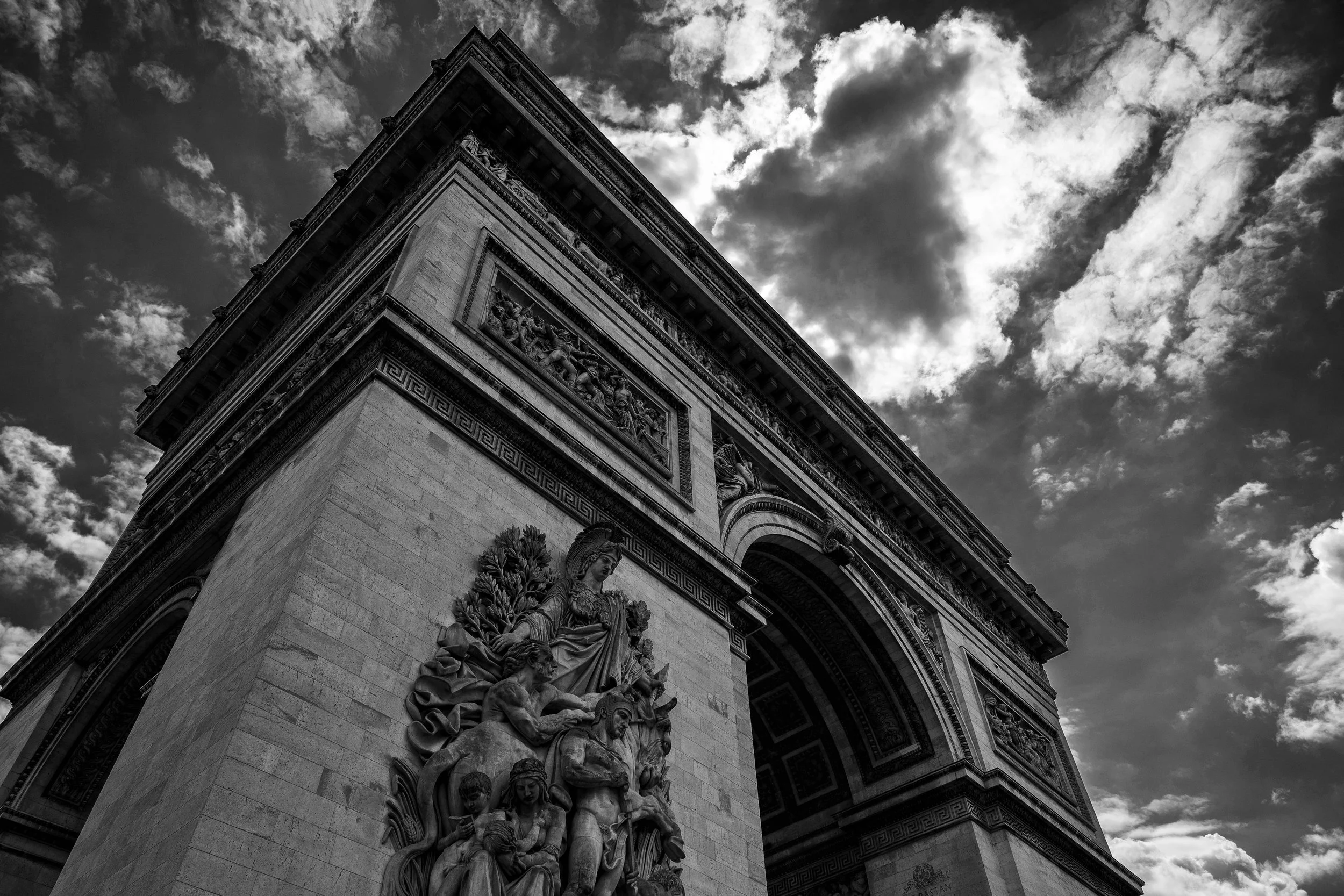 Arc de Triomphe  (4).jpg