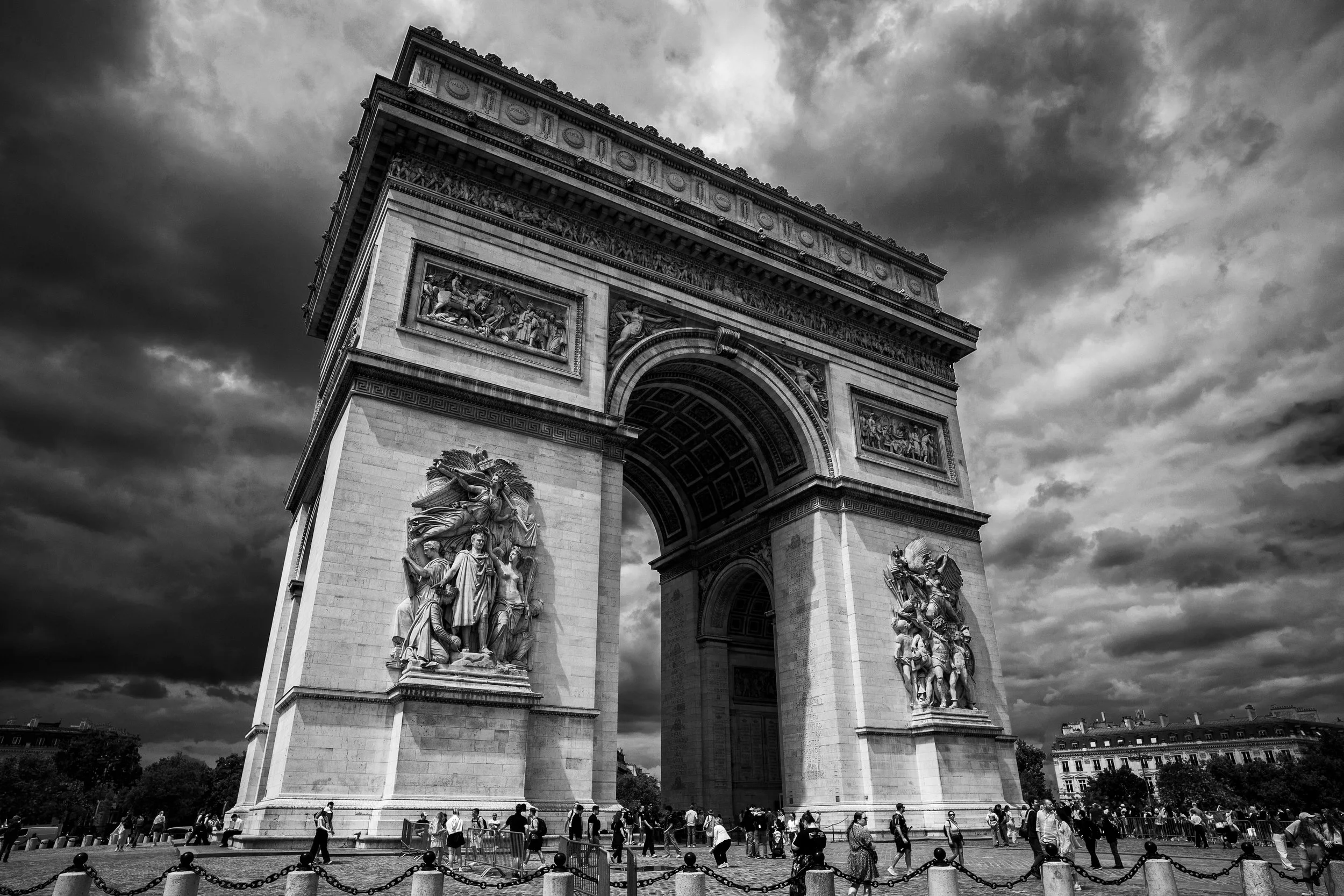 Arc de Triomphe  (7).jpg