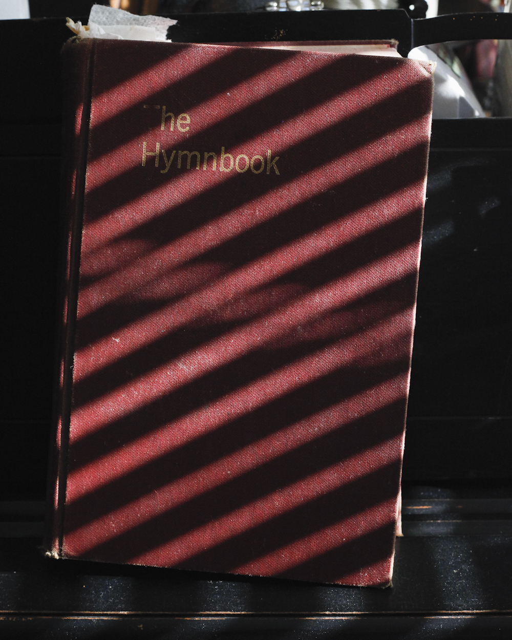 d_hymnbook.jpg