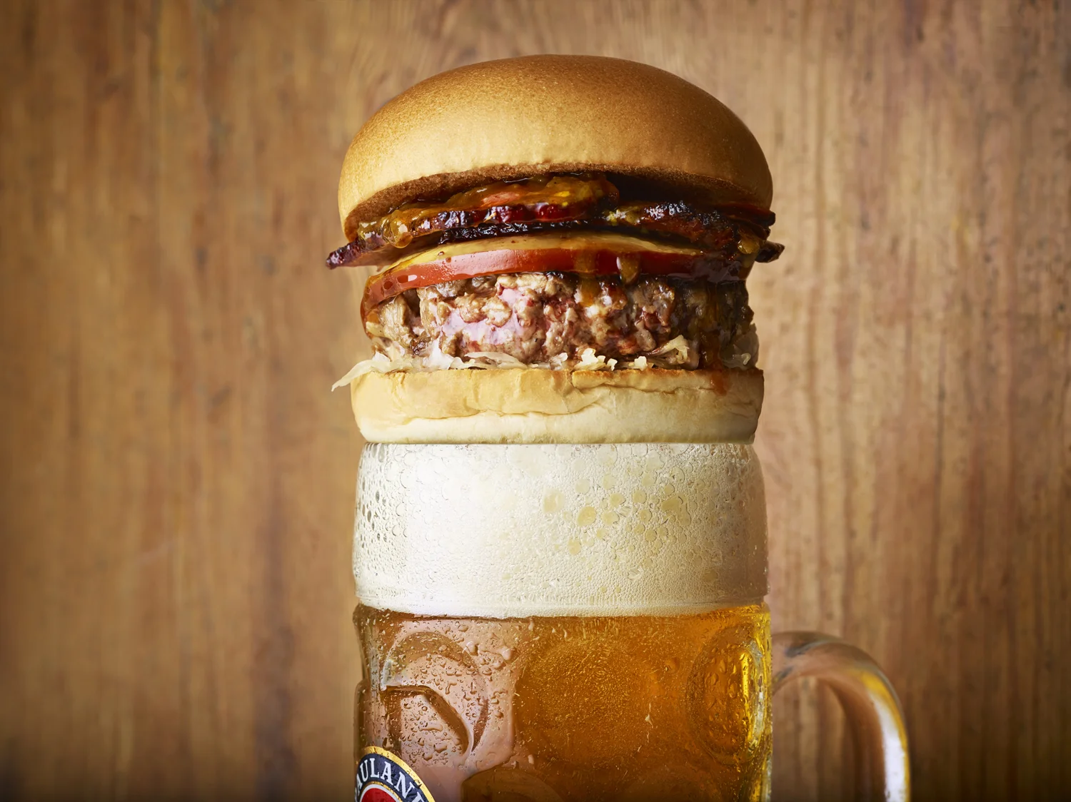 food photographer food photography still life Honest burgers burger restaurant press pr advertising editorial patty brioche bun cheese beer stein bacon smoked bavarian cheese sauerkraut sour kraut bavaria bacon curry sauce special