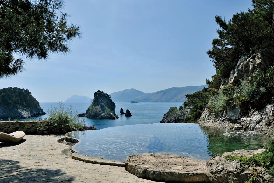 item1.rendition.slideshowWideHorizontal.pools-02.jpg