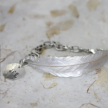 feather-bracelet.jpg