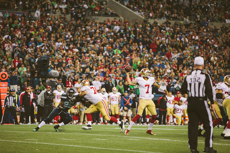 Seattle Seahawks vs San Francisco 49ers football photography