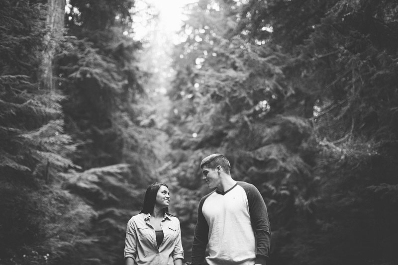 Point Defiance engagement photography