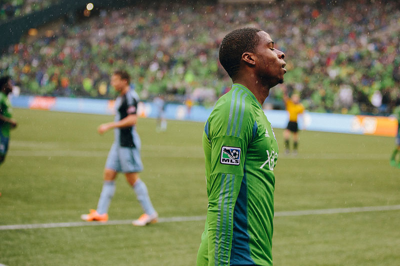Seattle Sounders FC defeat Sporting Kansas City - Photo by Mike