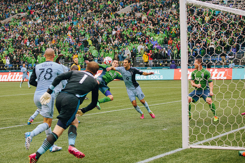 Seattle Sounders FC defeat Sporting Kansas City - Photo by Mike