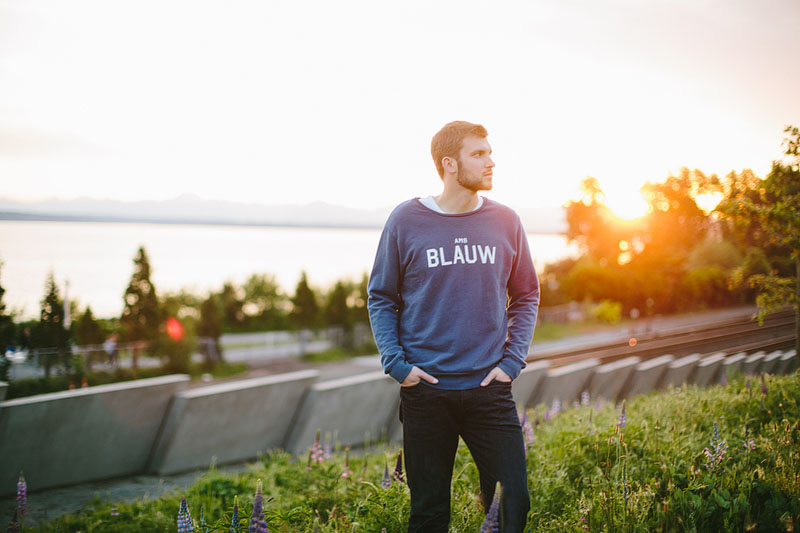 Seattle engagement photography by Mike Fiechtner Photography