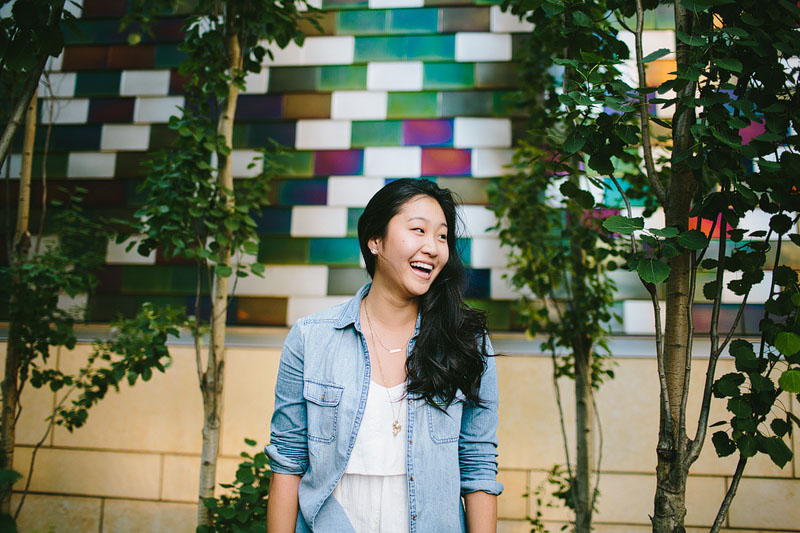 Seattle girl senior portrait by Mike Fiechtner Photography