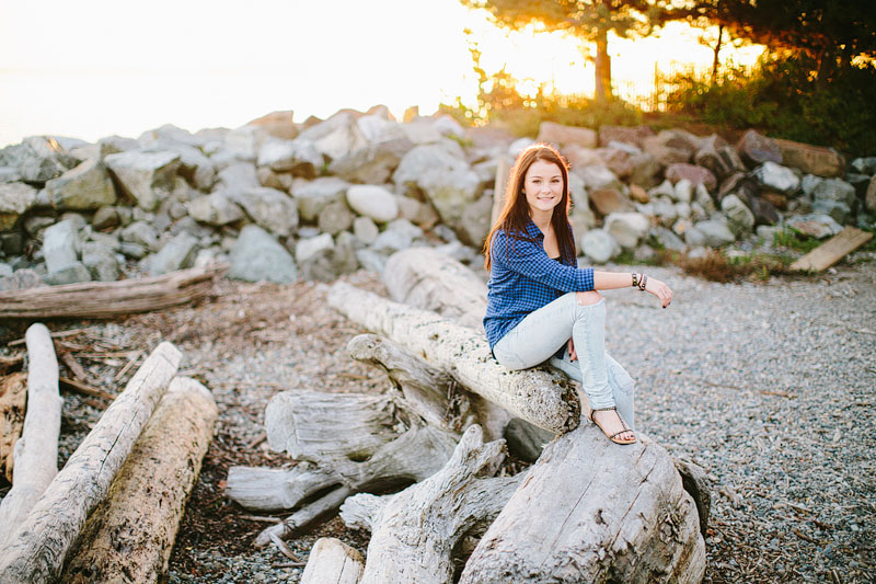 Seattle girl senior portraits by Mike Fiechtner Photography