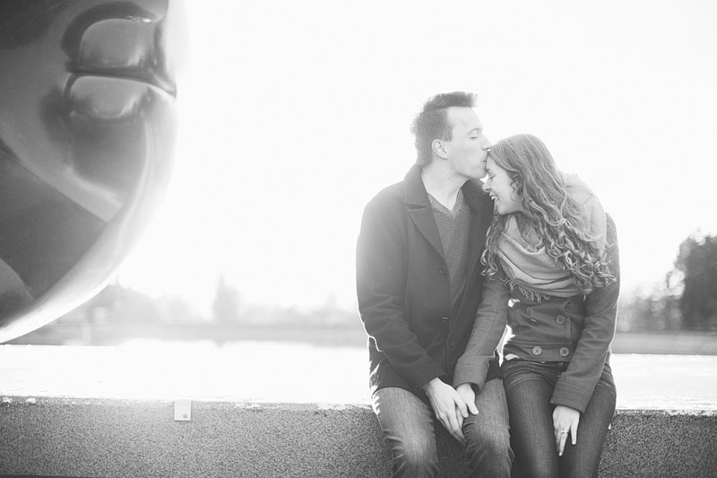 Seattle engagement photography - Mike Fiechtner Photography