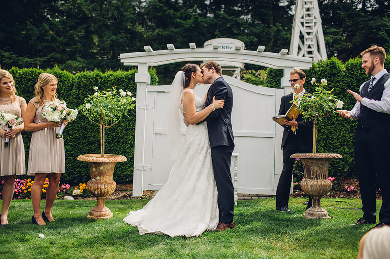 Hollywood Schoolhouse Woodinville wedding photography