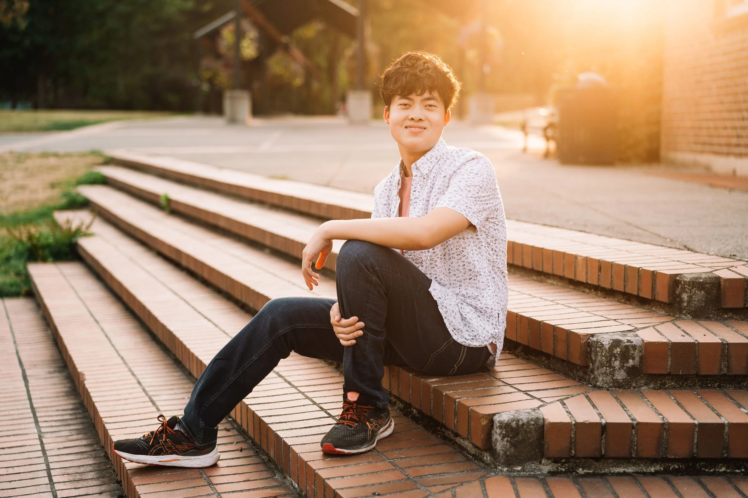 luther burbank senior photos boy in sunset light.jpeg