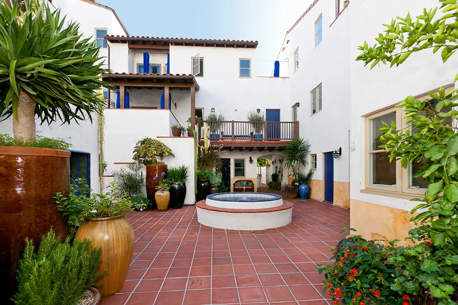 Los-Angeles-Apartment-Photographer.jpg