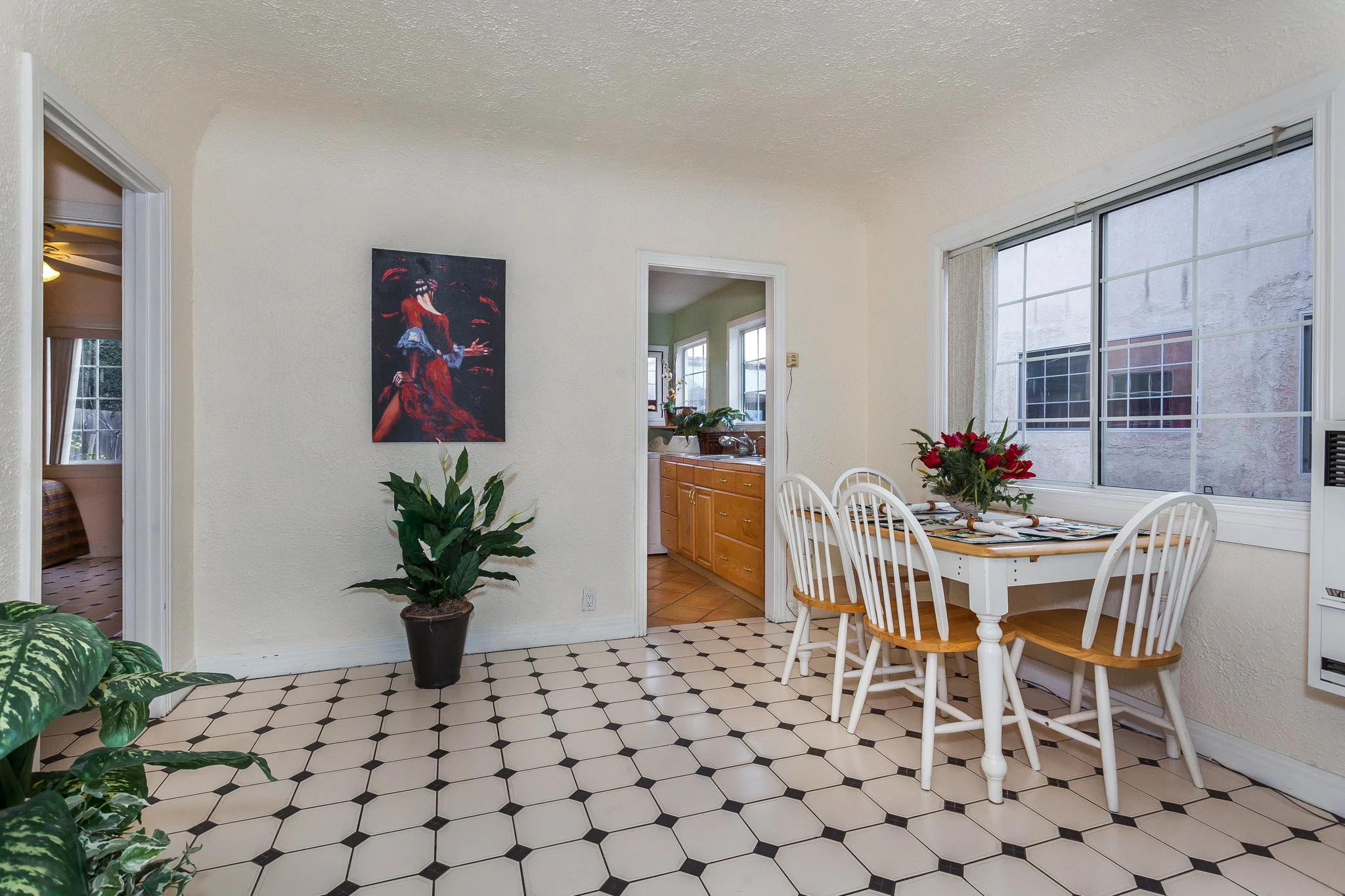 2120Laverna-8.jpg