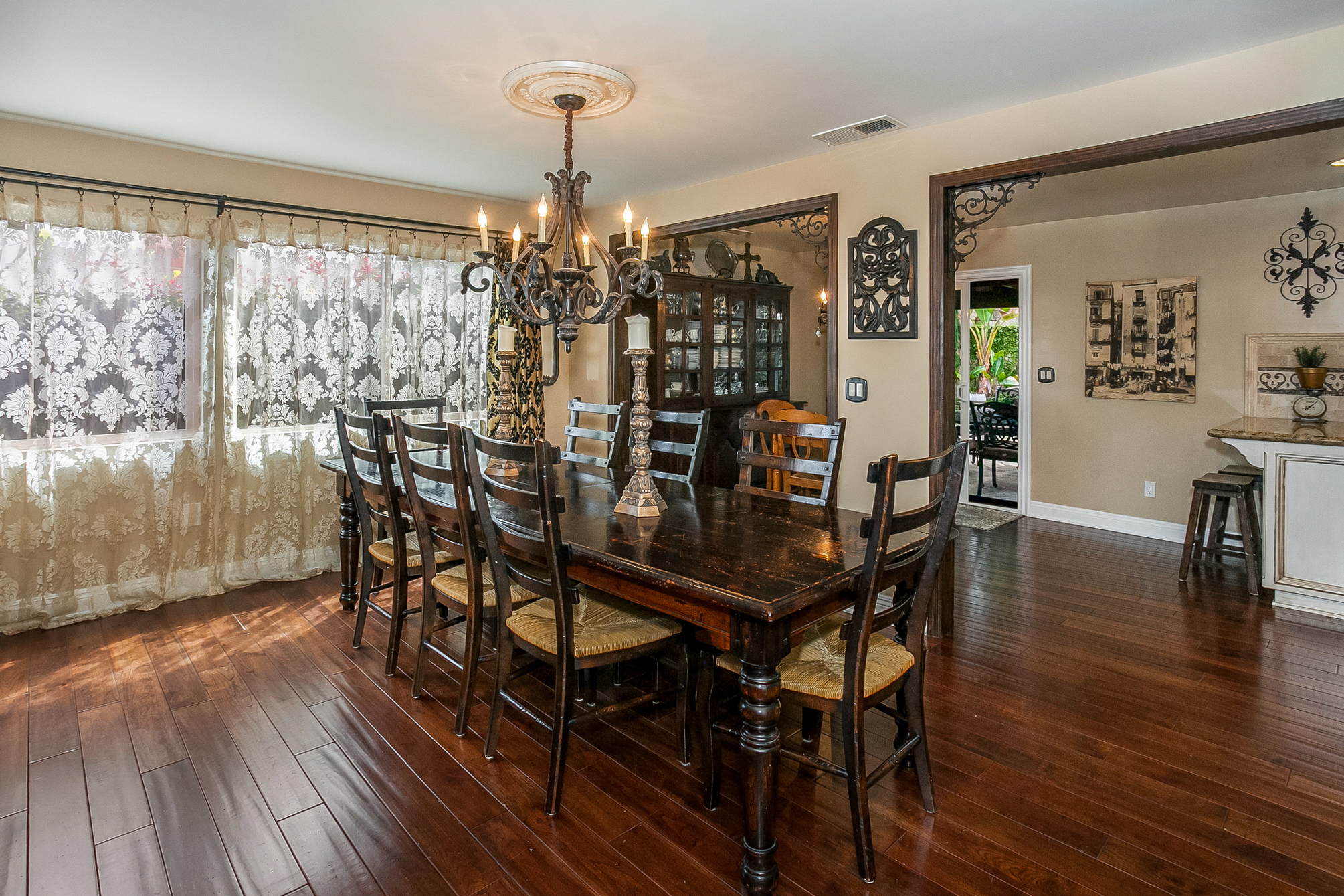 dining room