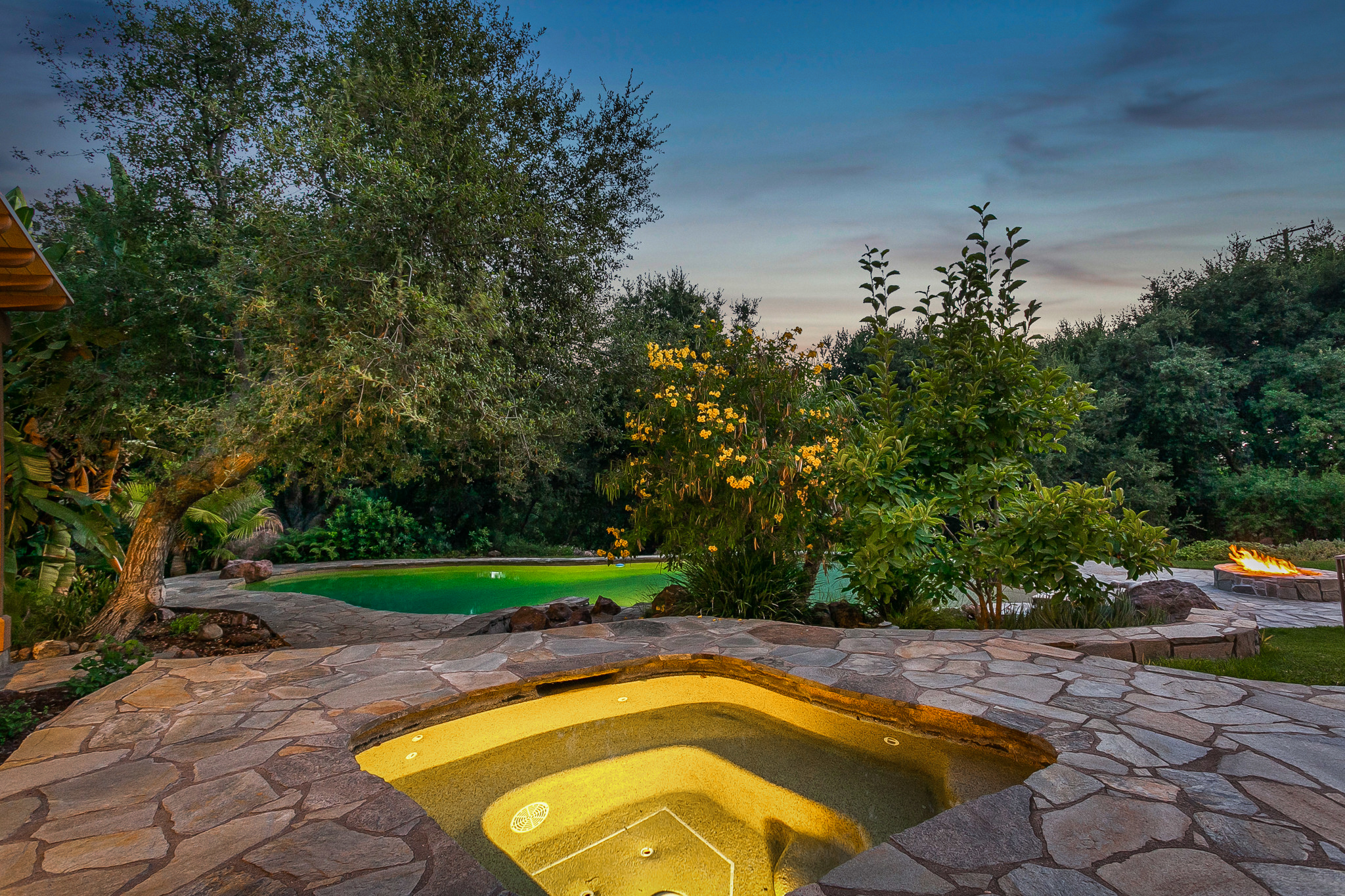 hot tub