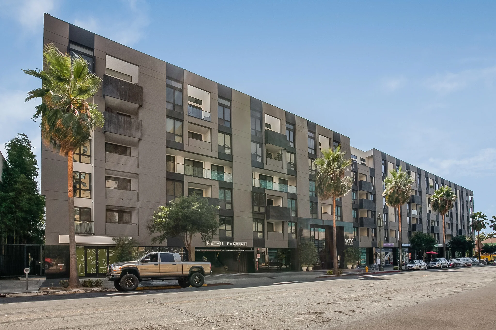 1234Wilshire120-39a.jpg